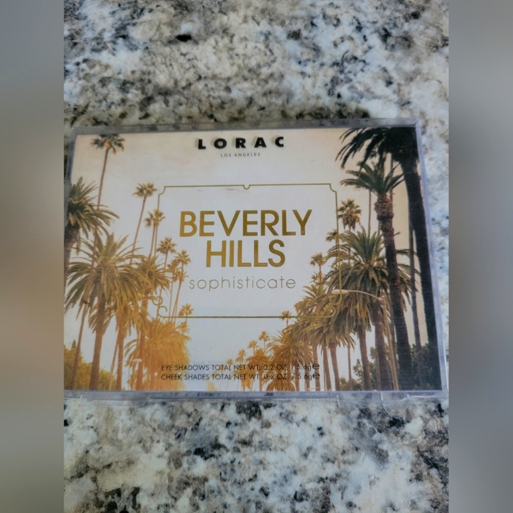 Beverly hills lorac Eyeshadow pallet